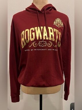 Hogwarts Maroon Hoodie Sweater with Gold Crest